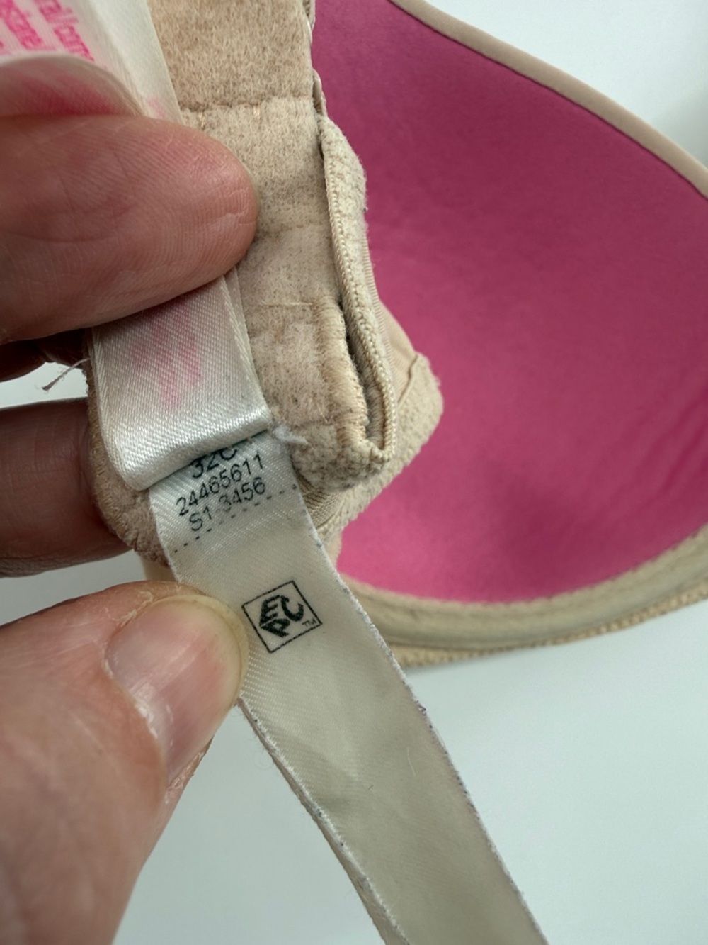 PINK Victoria secret Women's Wear Everywhere Lightly Lined Beige Bra size 32C - Picture 9 of 9